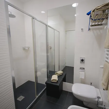 Luxury Charlemagne Bed & Breakfast *