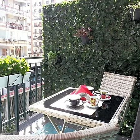 Frühstückspension Luxury Charlemagne 4*