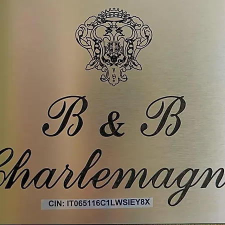 Frühstückspension Luxury Charlemagne Salerno